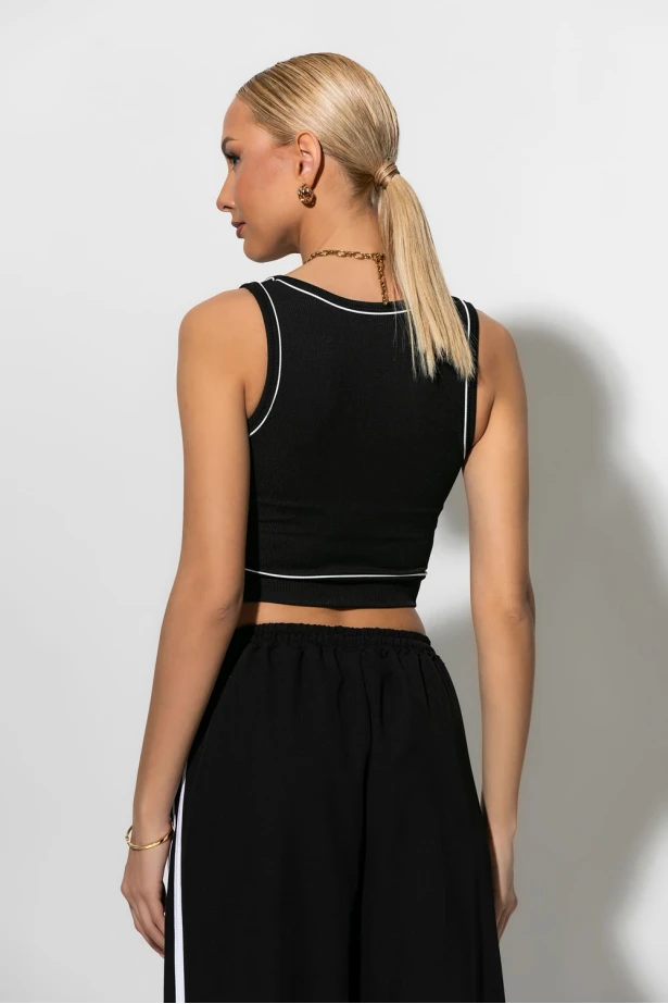 Crop top ριπ με λεπτομέρεια ρίγα μαύρο