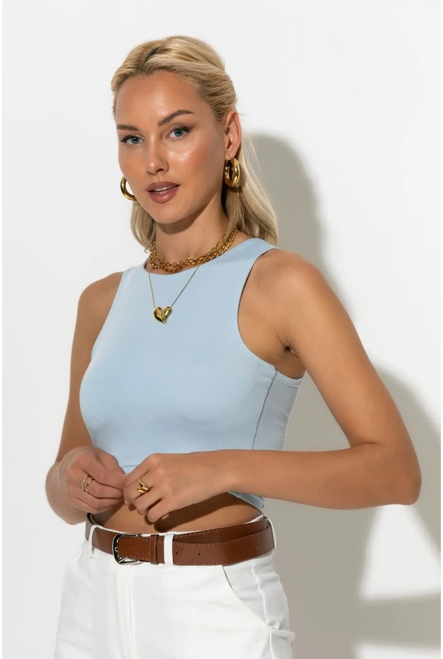 Crop top με παρτούς ώμους σιέλ