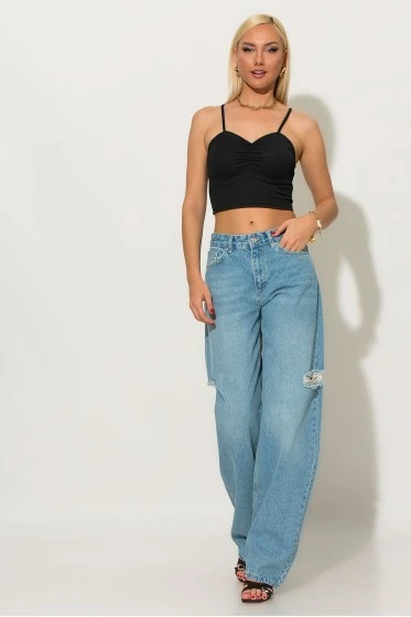 Crop top τιραντέ με σούρες στο στήθος μπεζ