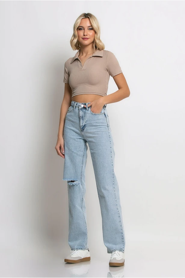 Crop top ριπ κοντομάνικο με γιακά μπεζ Crop top ριπ κοντομάνικο με γιακά μπεζ