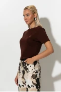 Cropped top με mini patch bear καφέ Cropped top με mini patch bear καφέ