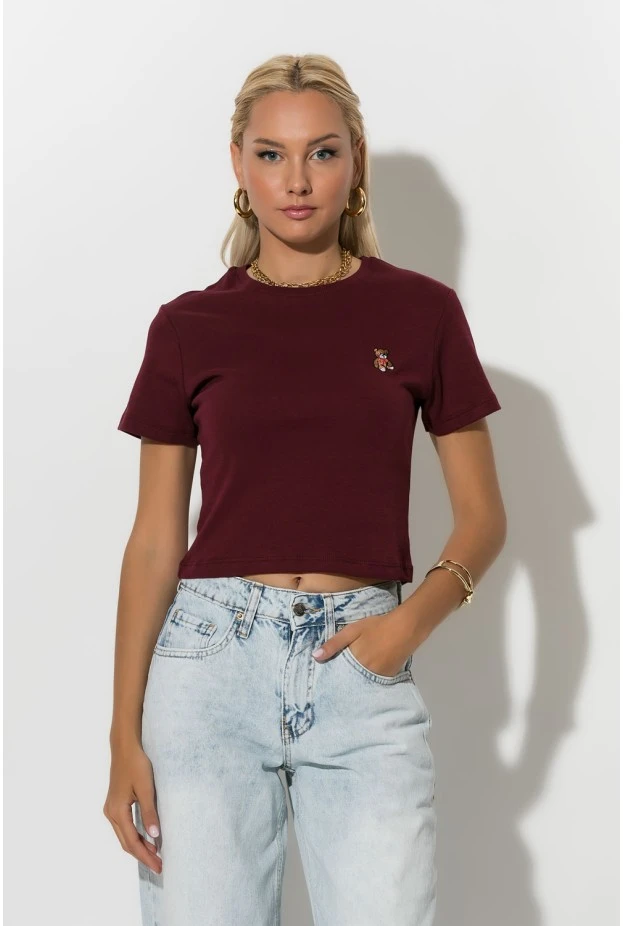 Cropped top με mini patch bear μπορντό