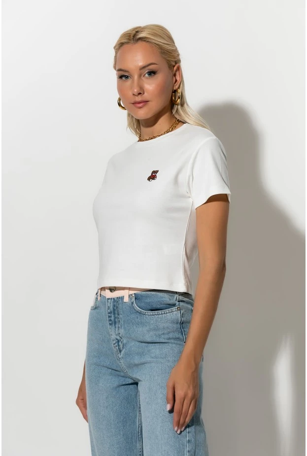 Cropped top με mini patch bear λευκό