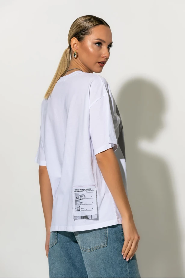 Oversized μπλούζα με στάμπα λευκό Oversized μπλούζα με στάμπα λευκό