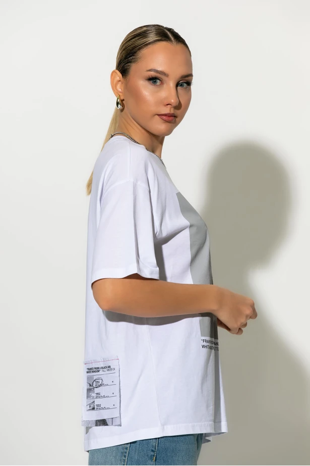 Oversized μπλούζα με στάμπα λευκό Oversized μπλούζα με στάμπα λευκό