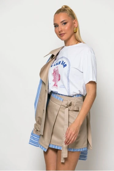 T-shirt με στάμπα fish bar και στρας λευκό