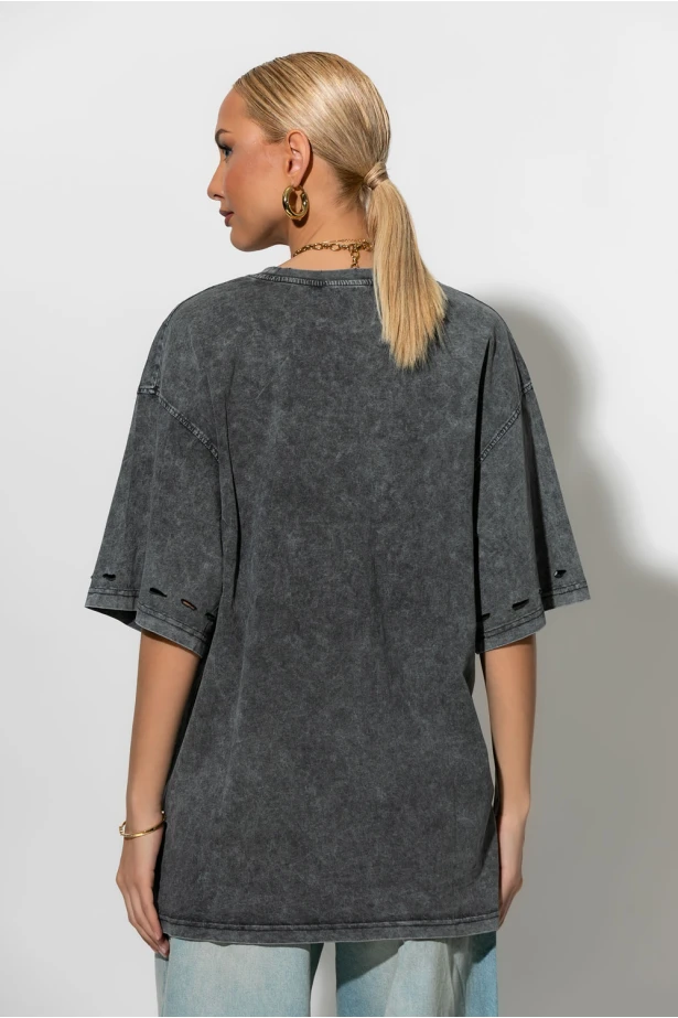 Oversized t-shirt με στάμπα witch και φθορές ανθρακί Oversized t-shirt με στάμπα witch και φθορές ανθρακί