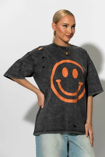 Oversized t-shirt με στάμπα και φθορές smile ανθρακί 