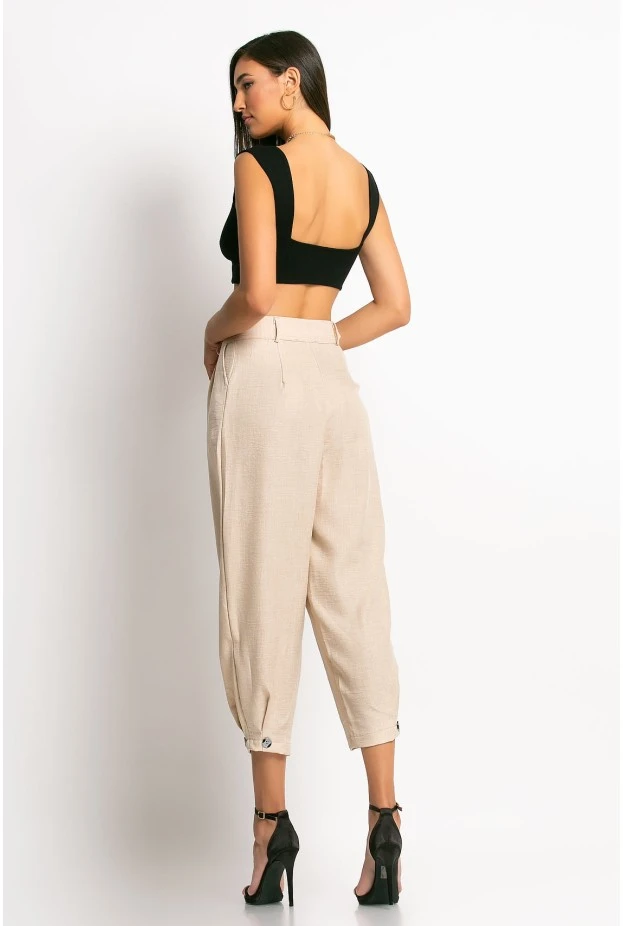 Cropped παντελόνι loose fit τύπου λινό με κουμπί κάτω μπεζ