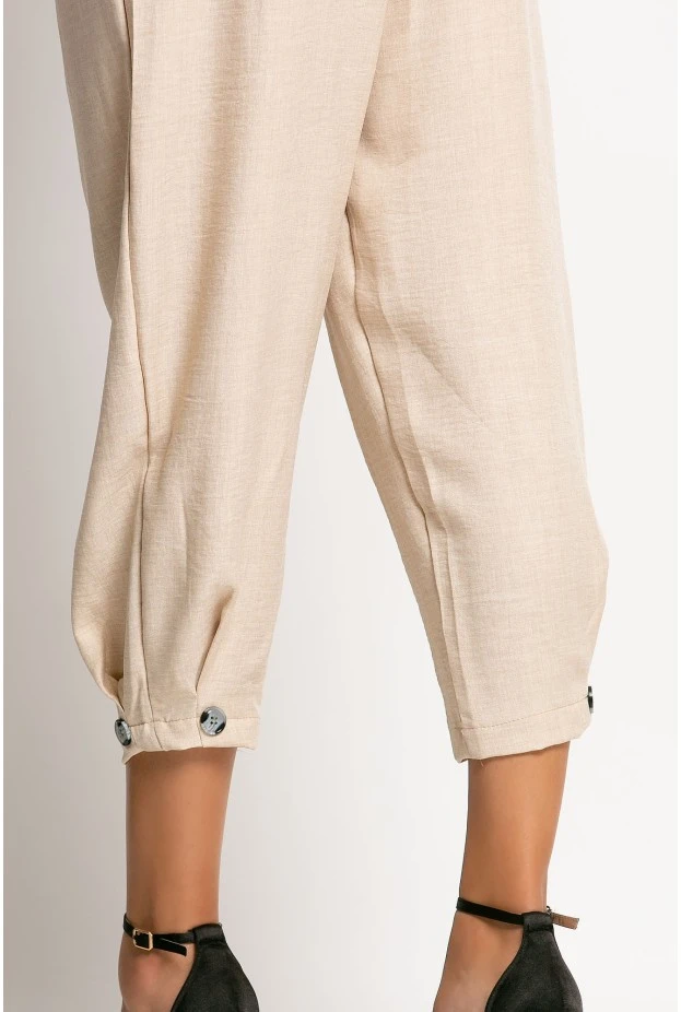 Cropped παντελόνι loose fit τύπου λινό με κουμπί κάτω μπεζ