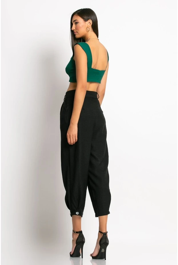 Cropped παντελόνι loose fit τύπου λινό με κουμπί κάτω μαύρο