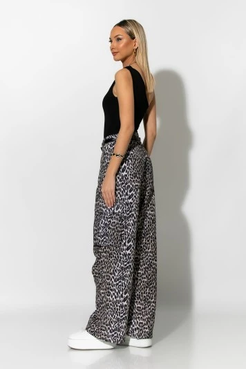 Cargo παντελόνα loose fit leopard μπεζ