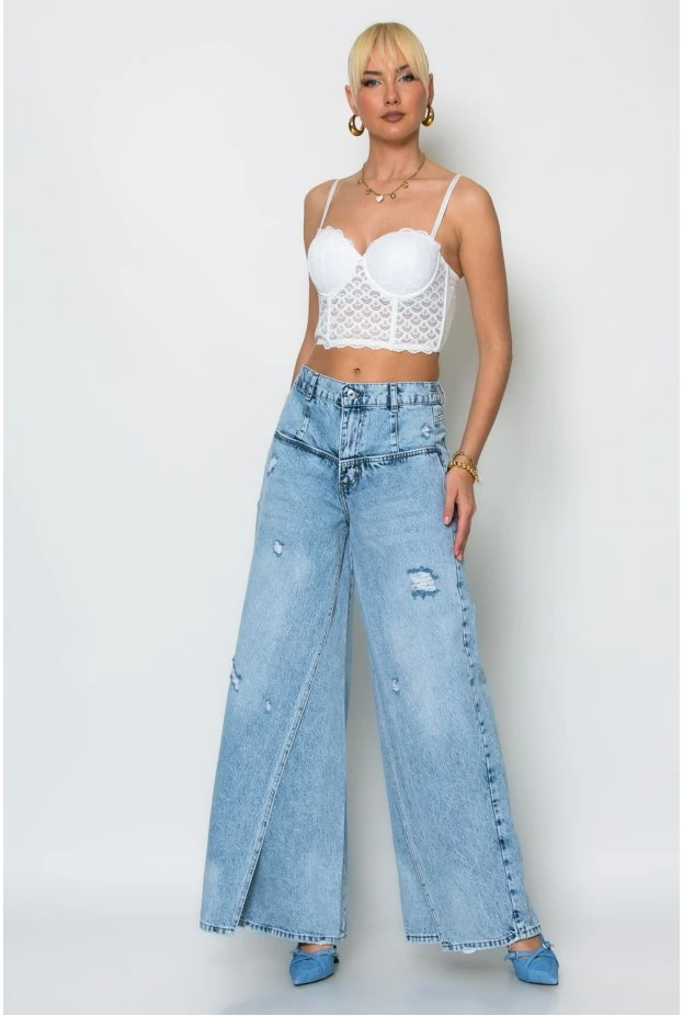 Jean loose fit με πιέτα μπλε ανοιχτό