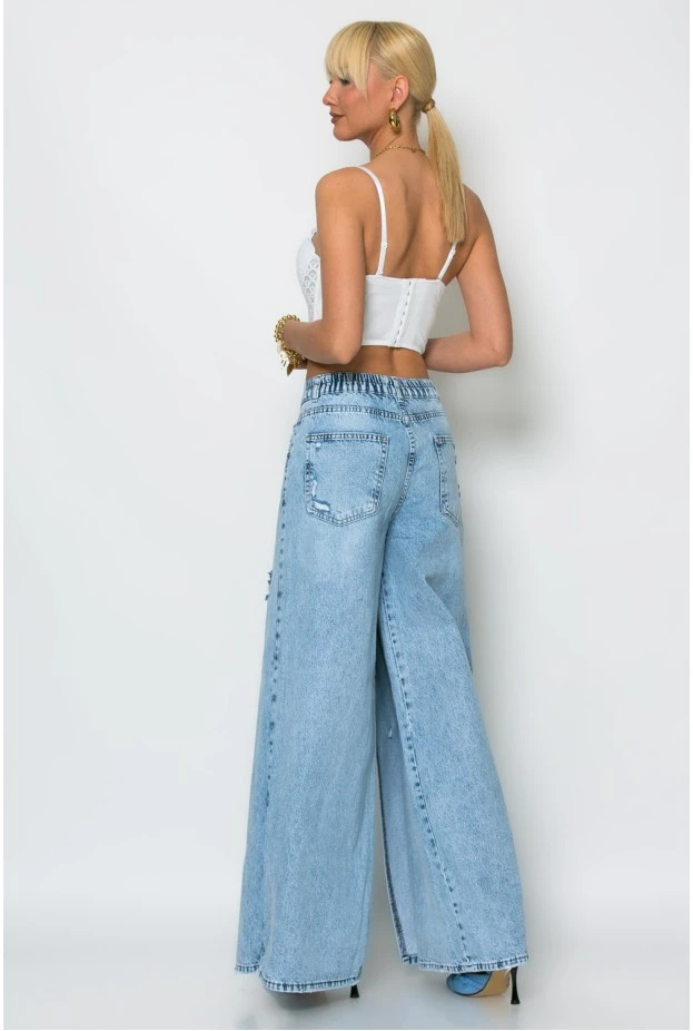 Jean loose fit με πιέτα μπλε ανοιχτό