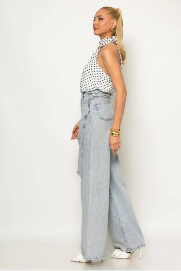 Jean wide leg με πιέτα στο πλάι και φθορές γκρι