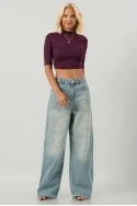 Jean loose fit με splash μπλε
