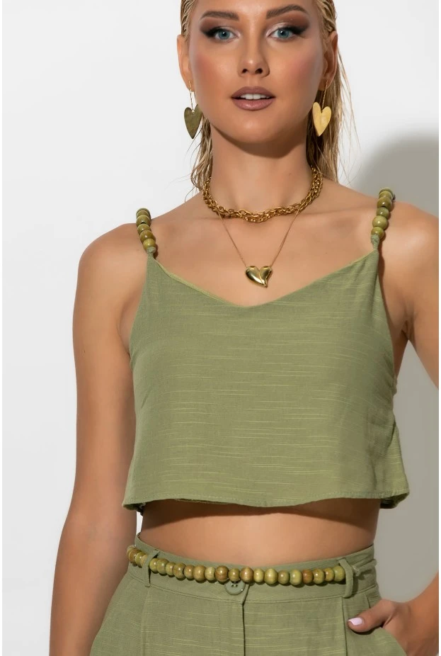 Σετ παντελόνι και crop top με τιράντες και ζώνη από χάντρες λαδί