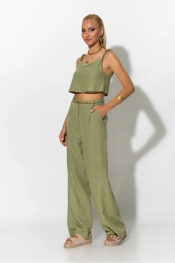 Σετ παντελόνι και crop top με τιράντες και ζώνη από χάντρες λαδί Σετ παντελόνι και crop top με τιράντες και ζώνη από χάντρες λαδί