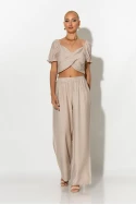 Σετ crop top με V και παντελόνι μπεζ Σετ crop top με V και παντελόνι μπεζ