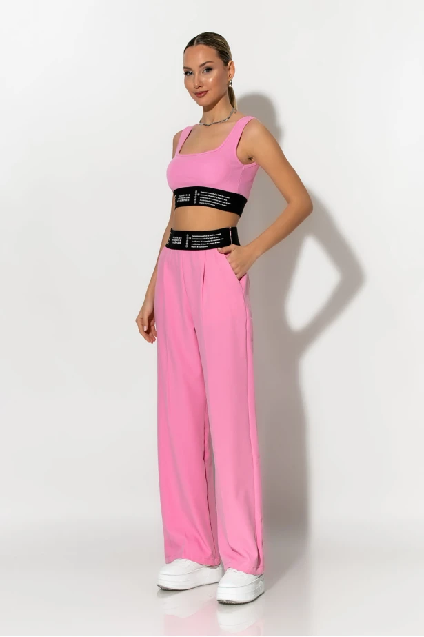 Σετ crop top με cup και παντελόνα με λάστιχο στην μέση ροζ Σετ crop top με cup και παντελόνα με λάστιχο στην μέση ροζ