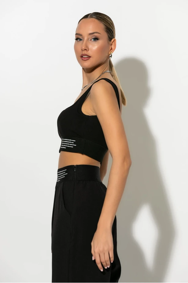 Σετ crop top με cup και παντελόνα με λάστιχο στην μέση μαύρο Σετ crop top με cup και παντελόνα με λάστιχο στην μέση μαύρο
