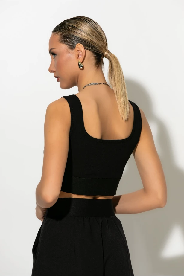 Σετ crop top με cup και παντελόνα με λάστιχο στην μέση μαύρο Σετ crop top με cup και παντελόνα με λάστιχο στην μέση μαύρο