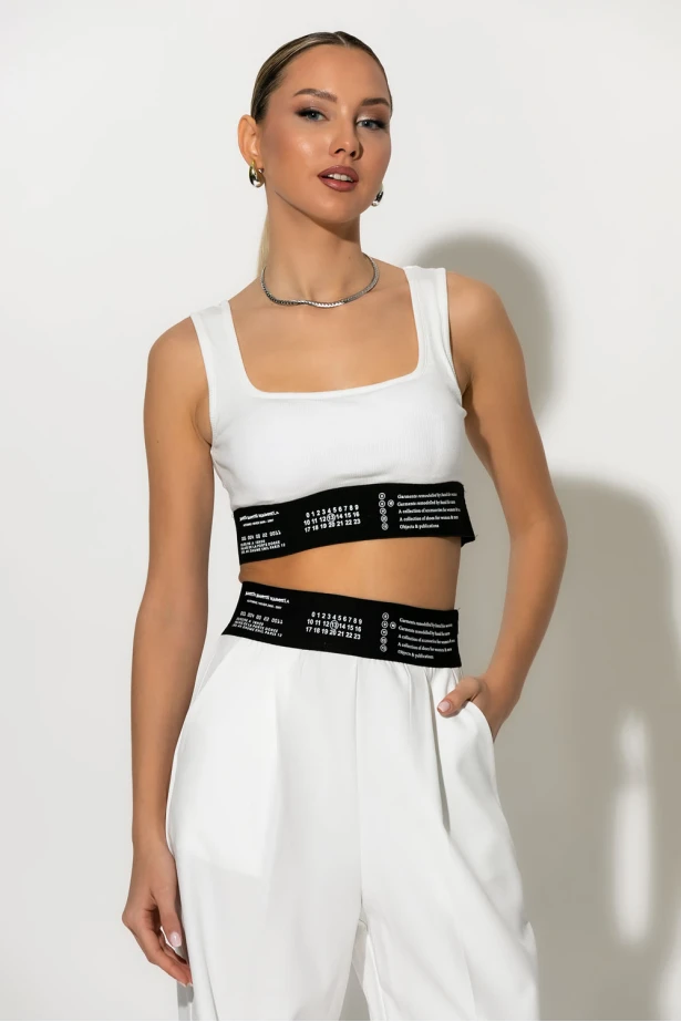 Σετ crop top με cup και παντελόνα με λάστιχο στην μέση λευκό Σετ crop top με cup και παντελόνα με λάστιχο στην μέση λευκό
