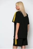 Σετ oversized μπλούζα και βερμούδα με ρίγες στο πλάι μαύρο
