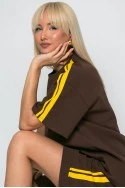Σετ oversized μπλούζα και βερμούδα με ρίγες στο πλάι καφέ