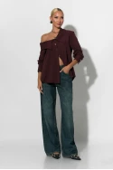 Πουκάμισο ασύμμετρο off-shoulder με μεταλλικά κουμπιά μπορντό