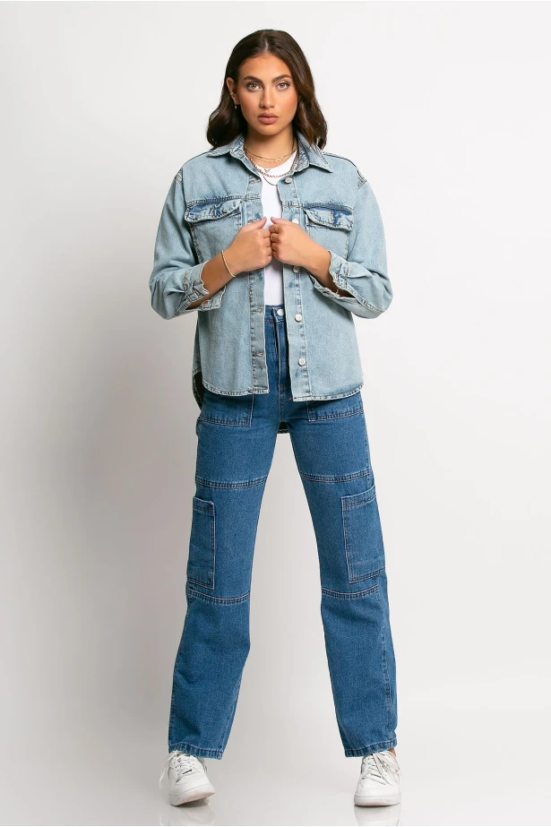 Jean jacket ασύμμετρο με τσέπες μπλε ανοιχτό Jean jacket ασύμμετρο με τσέπες μπλε ανοιχτό