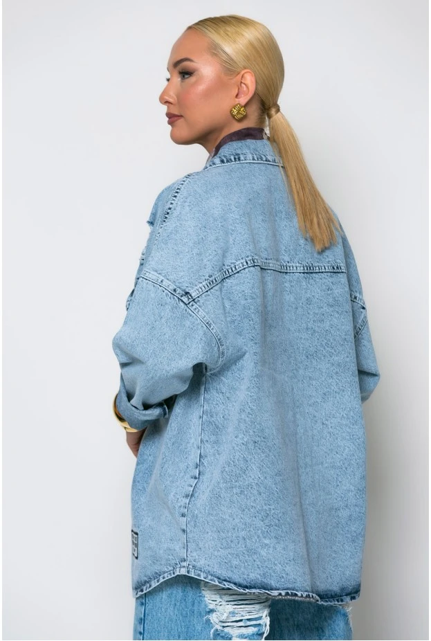 Jean jacket με φθορές και patches μπλε