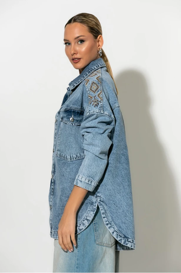 Jean jacket με boho κεντήματα μπλε