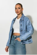 Jean jacket με λεπτομέρεια ρίγες μπλε Jean jacket με λεπτομέρεια ρίγες μπλε