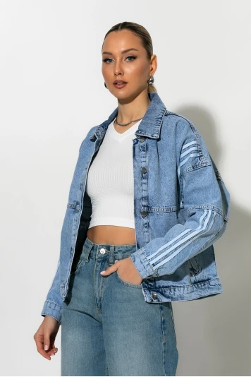 Jean jacket με λεπτομέρεια ρίγες μπλε
