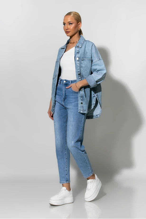 Jean jacket με στρας στην τσέπη και στην πλάτη μπλε ανοιχτό Jean jacket με στρας στην τσέπη και στην πλάτη μπλε ανοιχτό