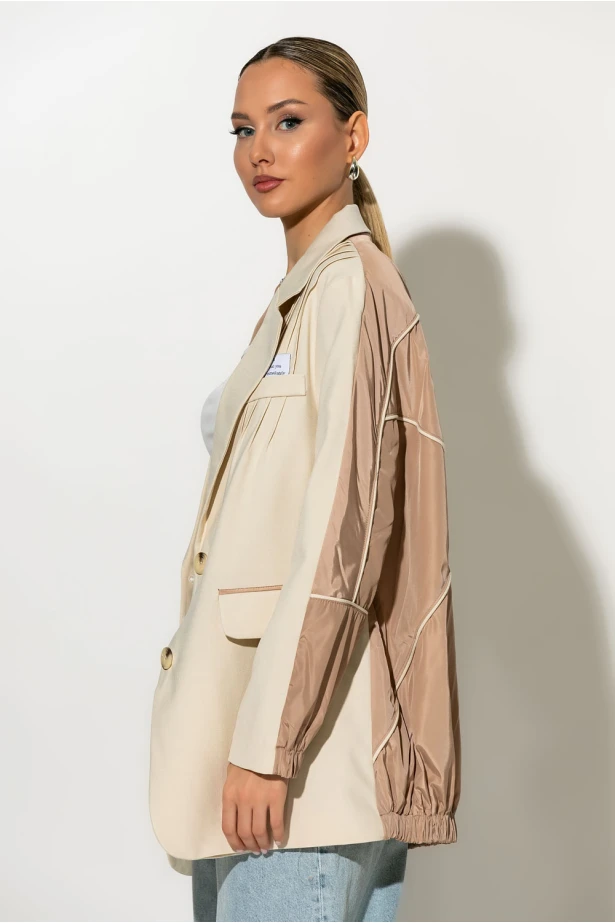 Blazer με contrast back μπεζ