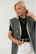 Αμάνικο blazer με διακοσμητικά κουμπιά ανθρακί