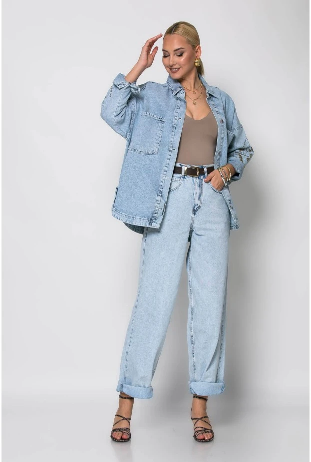 Jean jacket με boho κεντήματα και ξέφτια μπλε ανοιχτό