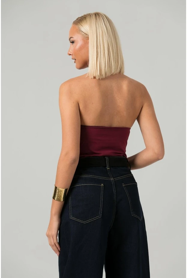 Crop top halter με άνοιγμα στο στήθος μπορντό