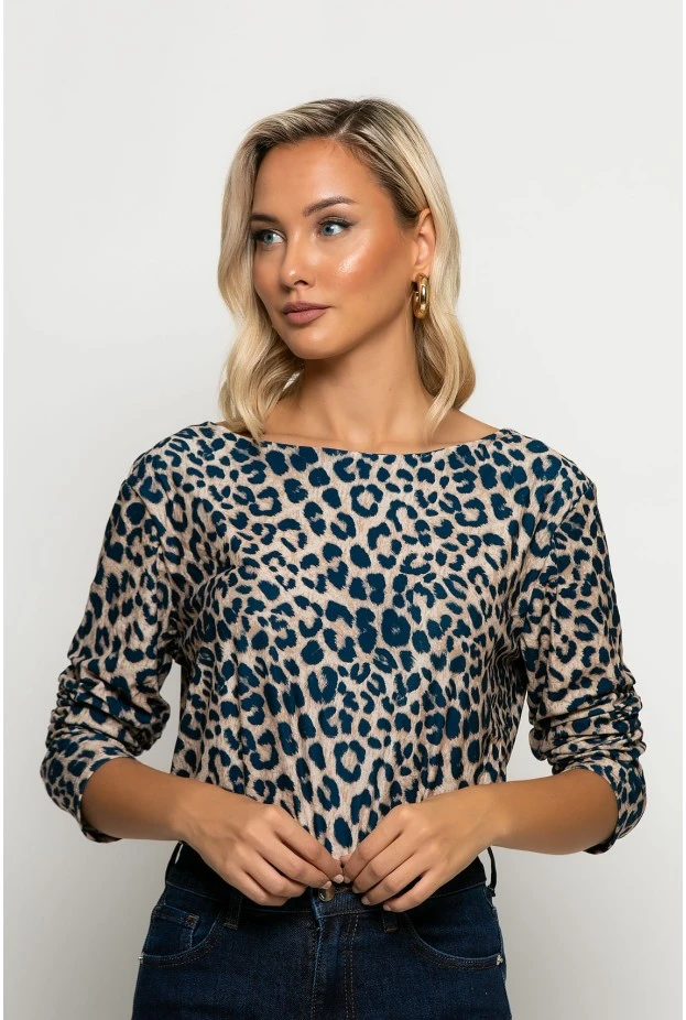 Μπλούζα με boat neck leopard print μπλε