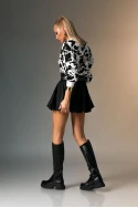 Μπλούζα cow print με στρας λευκό-μαύρο Μπλούζα cow print με στρας λευκό-μαύρο