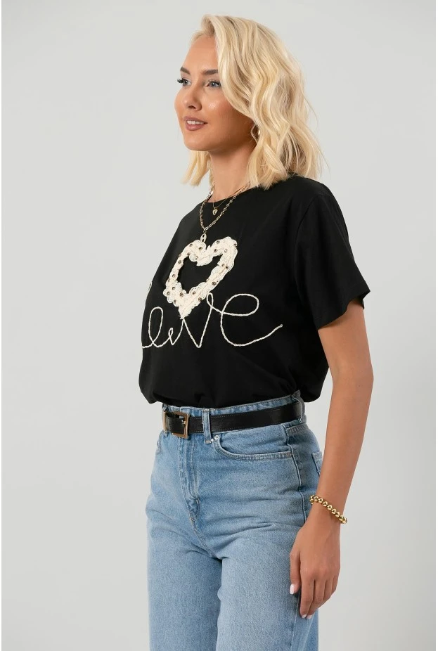 T-shirt με κέντημα καρδιά μαύρο