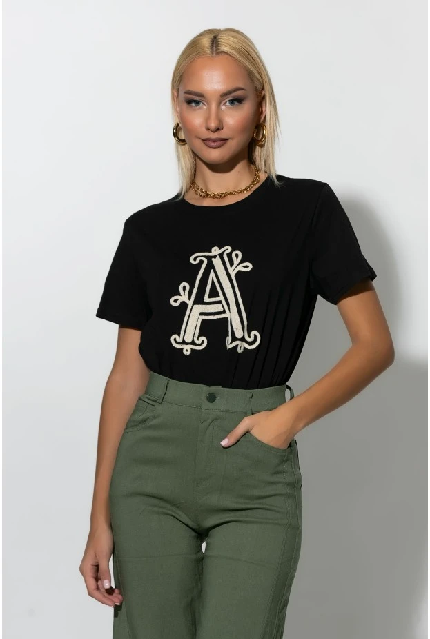 T-shirt με patch A μαύρο-μπεζ