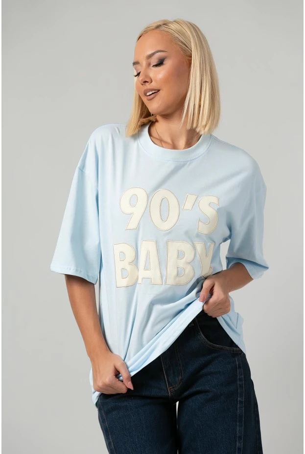 T-shirt oversized με patch 90s baby σιέλ