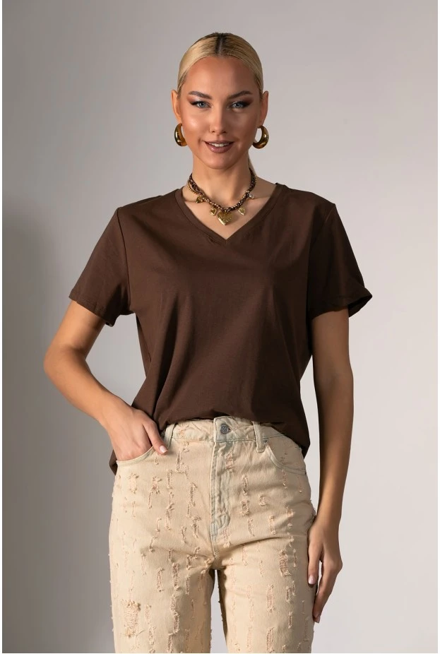 Basic t-shirt με v λαιμόκοψη καφέ