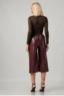 Leather ζιπ κιλότ με ζώνη βουργουνδί