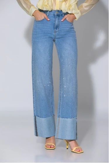 Jean straight leg με στρας και ρεβέρ μπλε