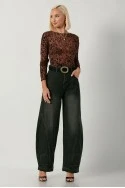 Jean balloon fit με διακοσμητικές τσέπες μαύρο