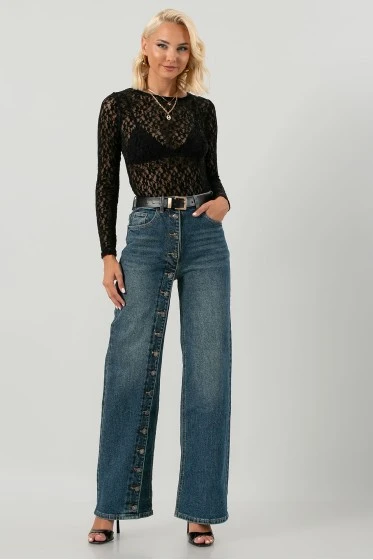 Jean wide leg με ασύμμετρο σχέδιο από κουμπιά μπλε